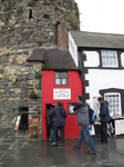SX23417 The smallest house in Great Britain.jpg